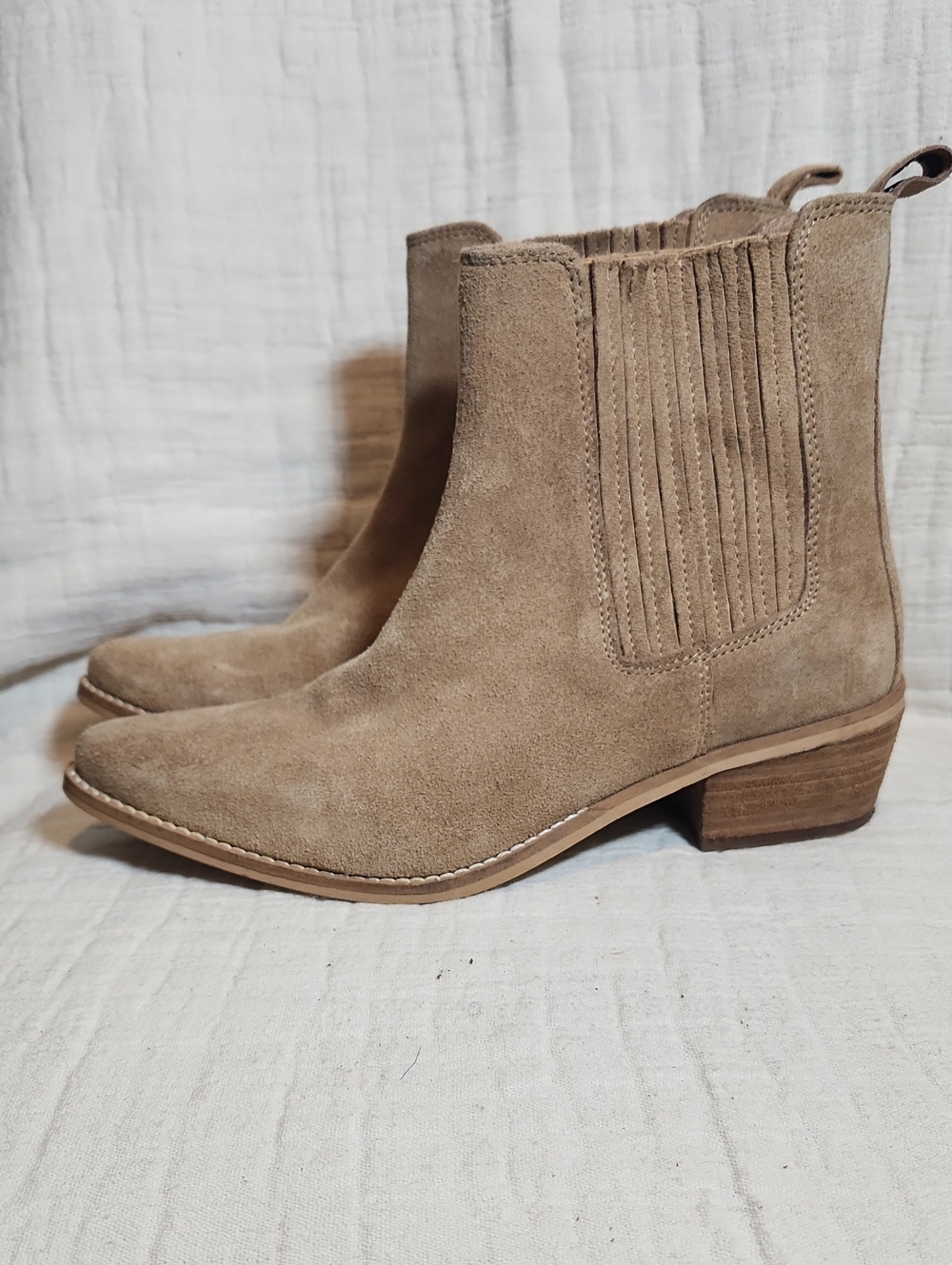 Urban Outfitters Taupe Suede Chelsea Ankle Boots